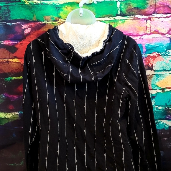 Burton Ladies Sweatshirt - Picture 2 of 4